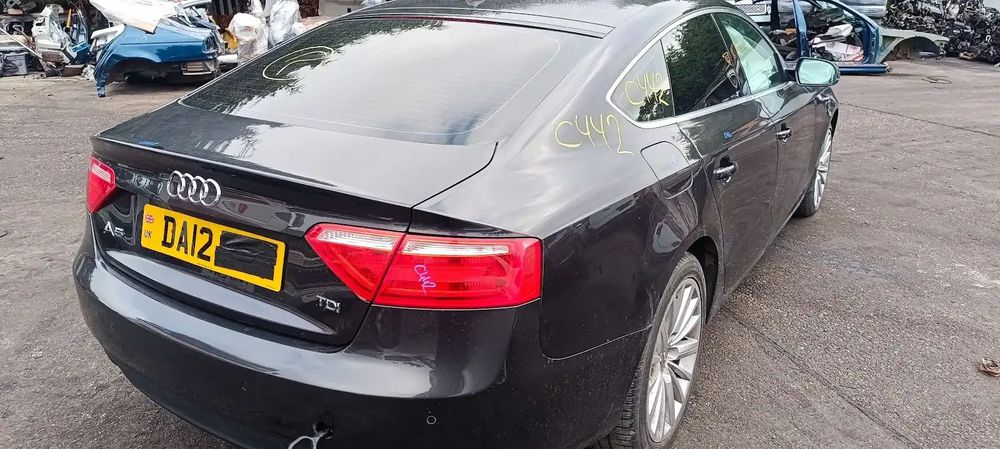 Dezmembrari / Dezmembrez AUDI A5 2.0 CGLC cutie viteze cutie viteze manuală MVT cod culoare LZ7L