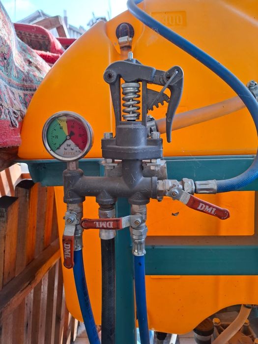 Опрыскиватель прицепной