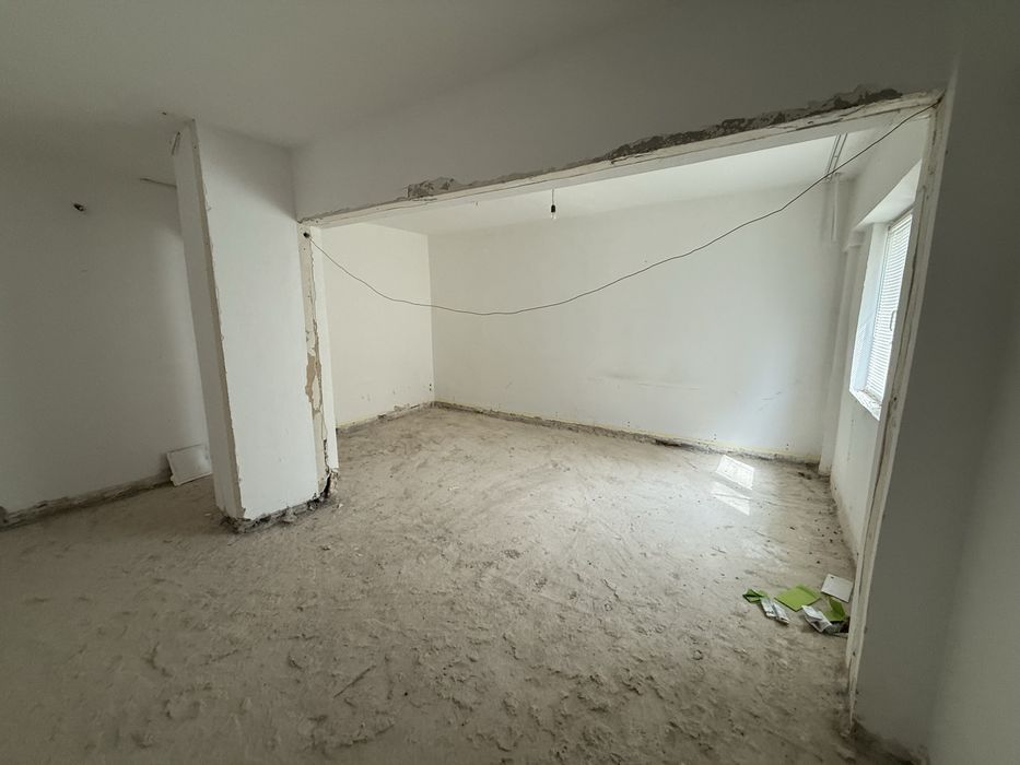 Apartament pater 107 mp
