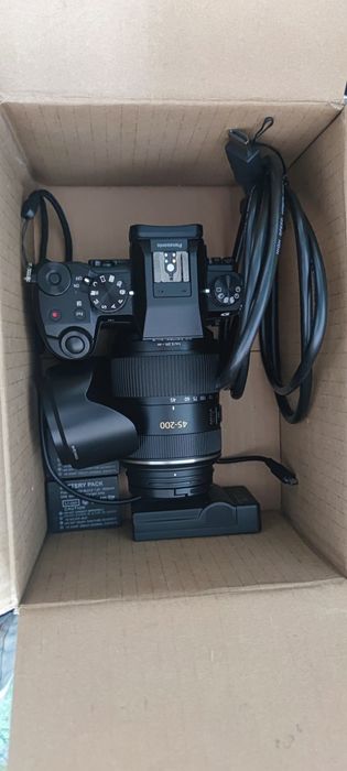 Panasonic lumix g7+obiectiv 45-200