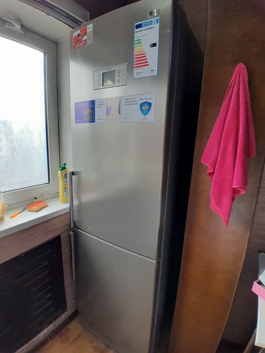 Холодильник сотилади. Холодильник сотилади холодильник сотилади