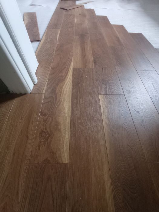 Ламинат . Новый.