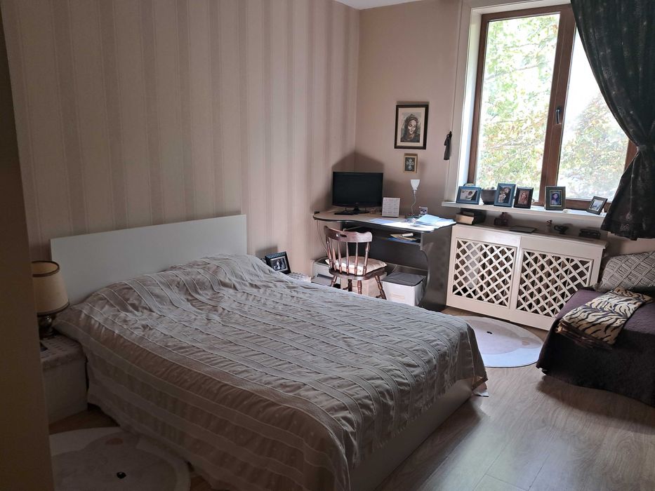 Дава се под наем Двустаен апартамент в Русе, Алеи Възраждане - 55 кв.м за 357 € - Снимка #2