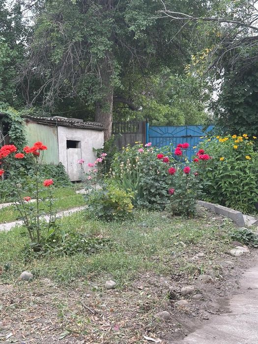 Дом с участком и баней