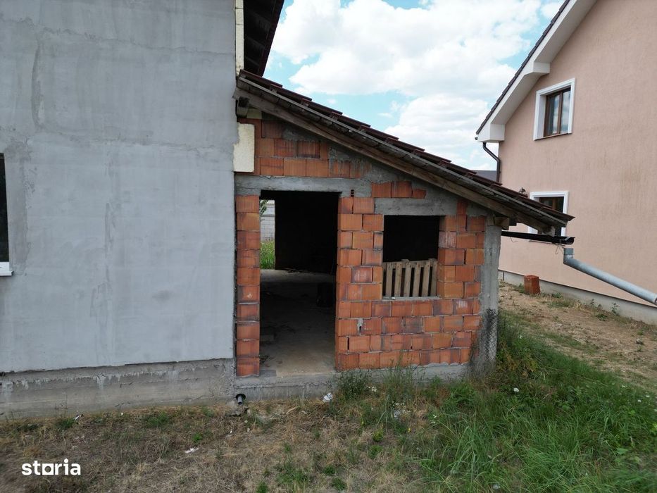 Casa la gri in Frumuseni