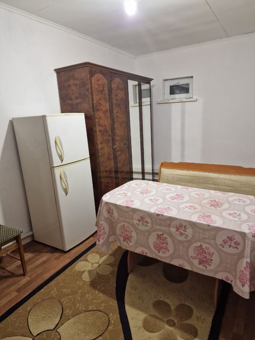 Сдаем во дворе времянку