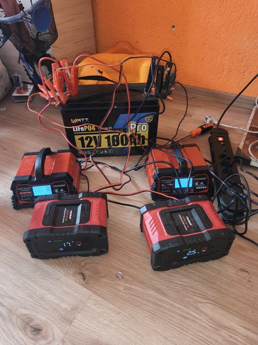 Зарядно за lifepo4 и всички видове батерии. 12v24v