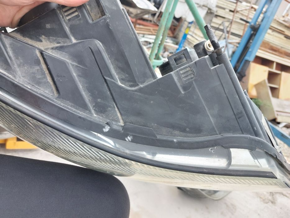 Десен фар SCODA OCTAVIA II 2018г.