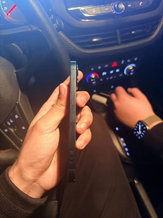 iPhone 13  128 gb ideal