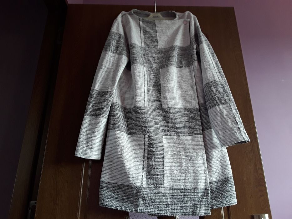 Vând Cardigan Elegant Damă Lung  Italia Mărimea L