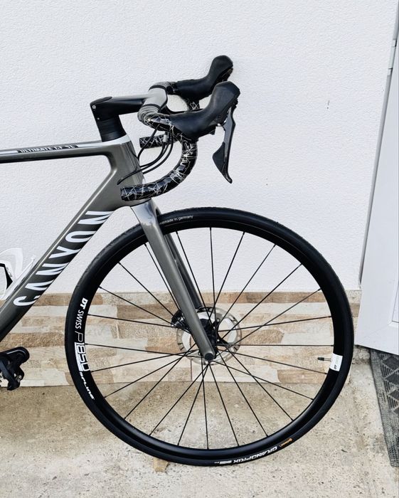Cursiera CARBON Canyon Ultimate CF SL RO51, ULTEGRA R8100,hidraulice,stare excepțională
