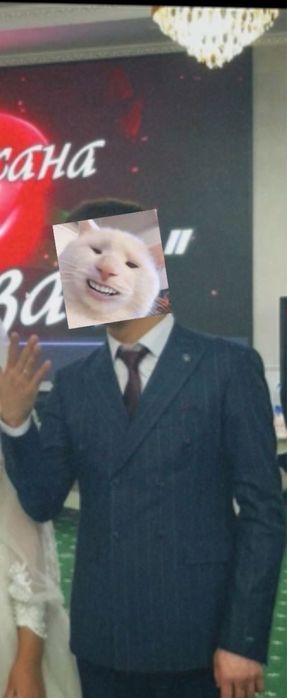 Продаю мужской костюм