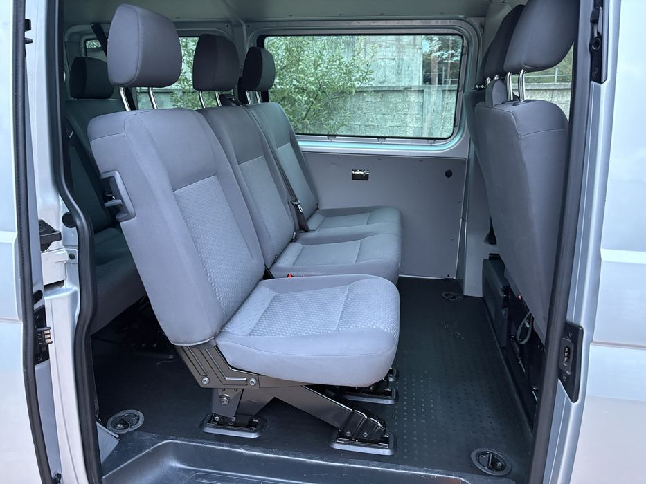 VW Transporter T5 2015 - 8+1 LOCURI - 2.0 TDI 102CP