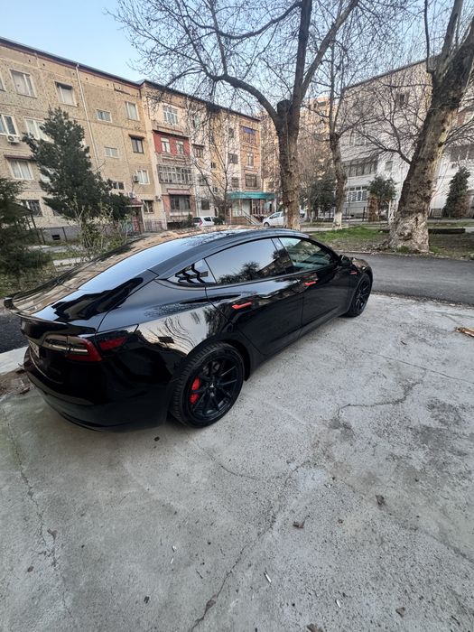 Tesla model 3 long range 2021