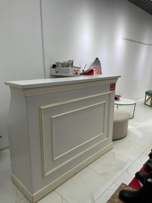 ресепшн для магазина