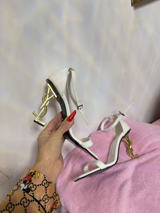 Sandale YSL toc auriu, model sarpe