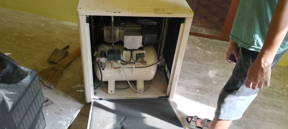 Kampressoʻr sotiladi