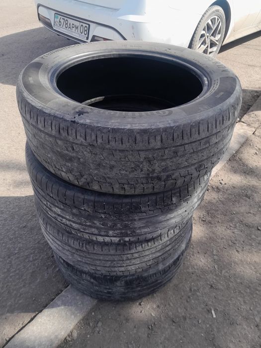 Шины летние215/55 R17 v