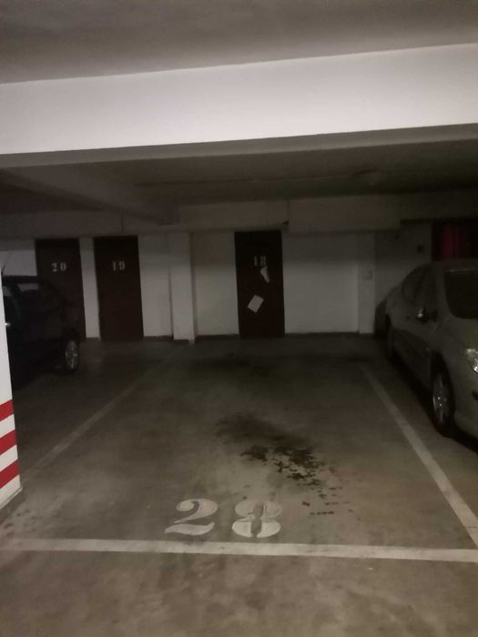 Apartament 3 camere , cu 2 bai (Garaj subteran inclus) de închiriat – Prima Nufărul