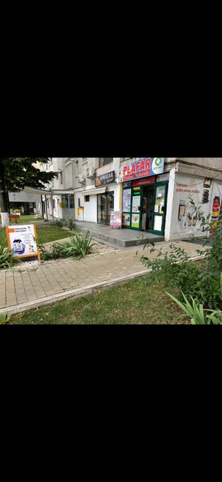 spațiu comercial În Podu ros în stația de tramvai vad comercial