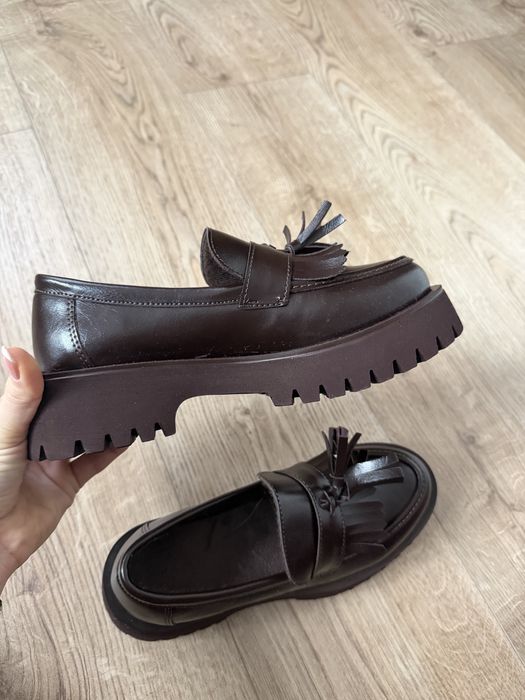 Чисто кови мокасини лоуфъри