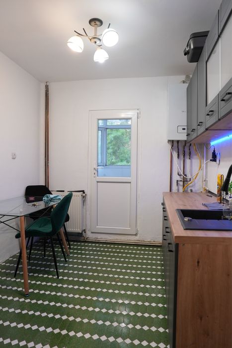 Apartament 2 decomandate, Pelendava, 49mp