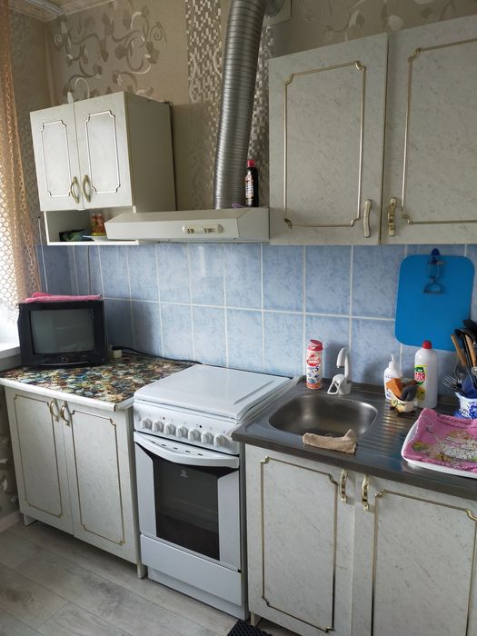 2ух.ком.5-21 4эт. Продам