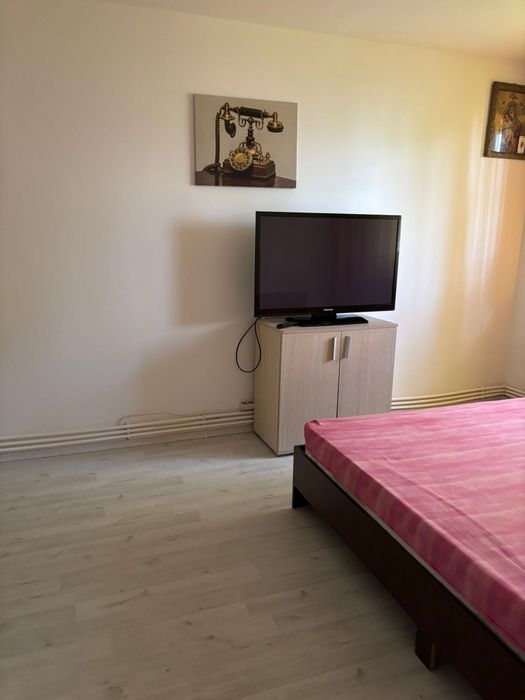 Închiriez apartament 1 camera