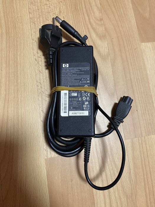 Зарядно за лаптоп HP
