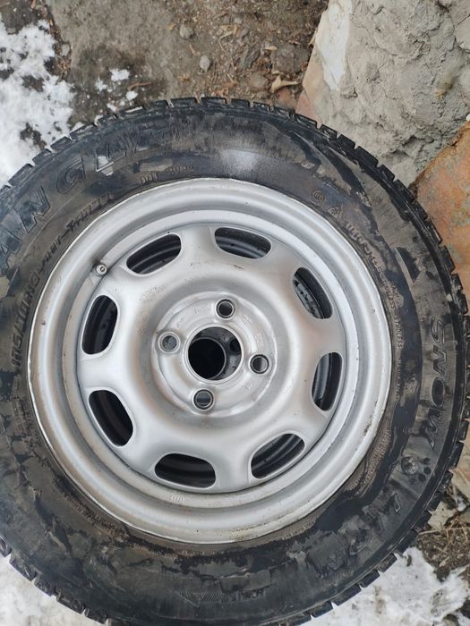 Продам диски с резиной