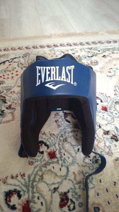 Шлем Everlast боксерский