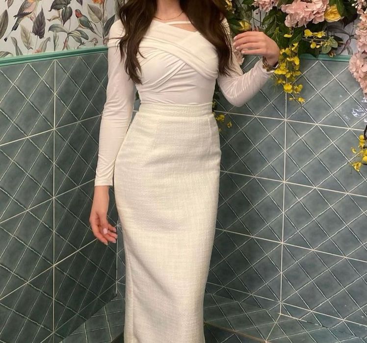 Белый костюм из твида