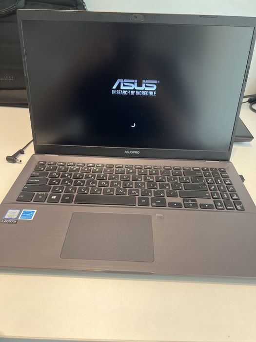 Продам ноутбук Asus Pro