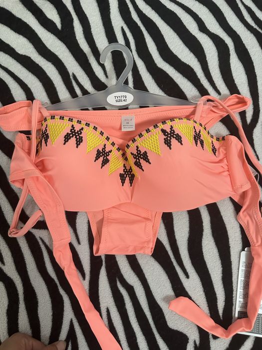Costum de baie marimea 42