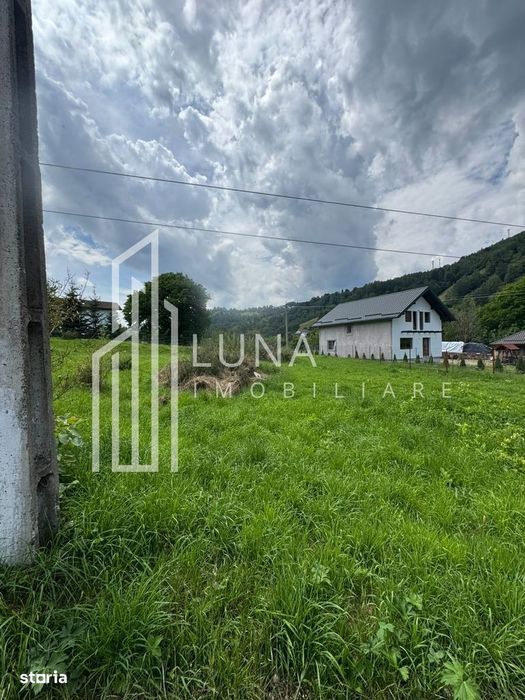 Teren intravilan 1.000 mp | Moieciu de Jos