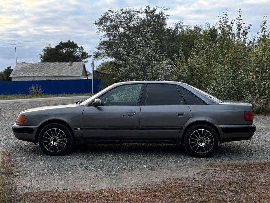 Продам Audi 100 c4 2.8