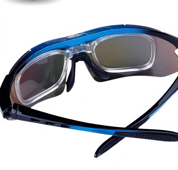 Очки со съёмными стёклами в чехле