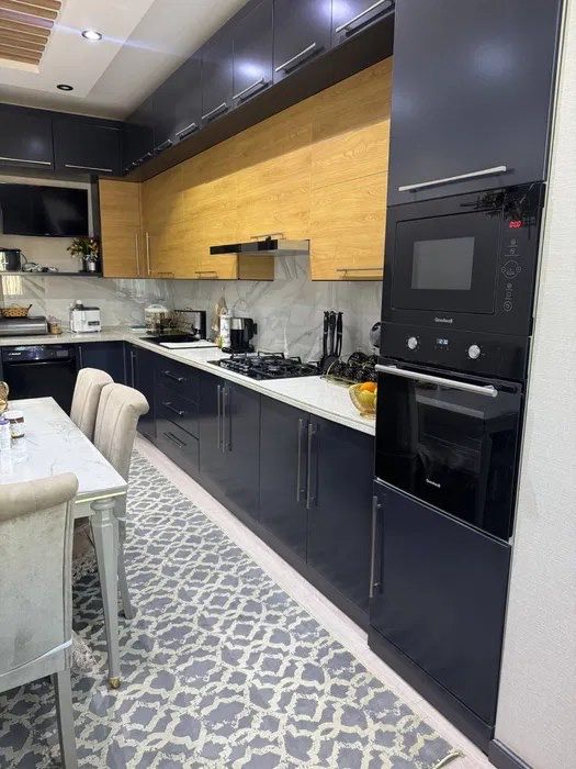 Квартира парк Тельмана 5/5-6/6 210 м2