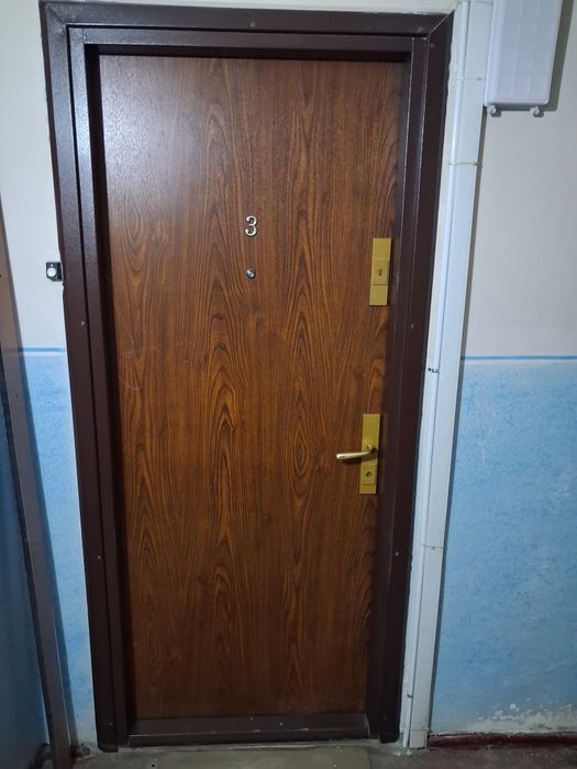 Uși de interior din termopan