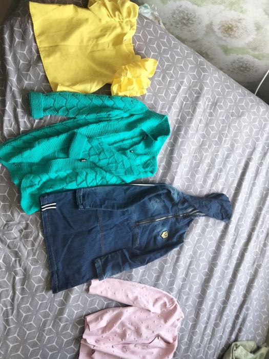 Отдам бесплатно детские вещи