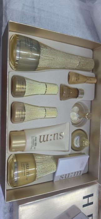 Продам набор уходовой косметики сегмента Lux. Sum 37 losec summa