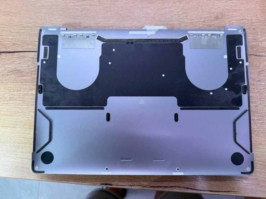 Dezmembrez MacBook Pro 13 A2251 2020 Piese Originale Display Topcase Tastatură Baterie Difuzoare