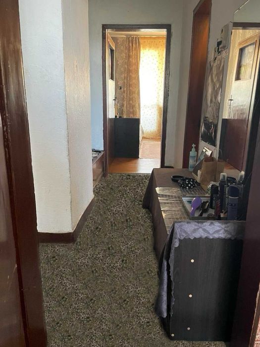 Дава се под наем Тристаен апартамент в с. Гара Елин Пелин, Област София-област - 87 кв.м за 110000 € - Снимка #2