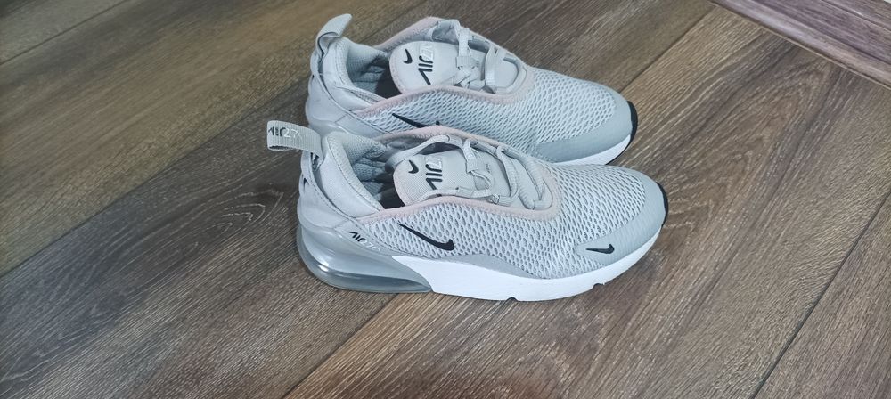Детски маратонки Nike air max 270