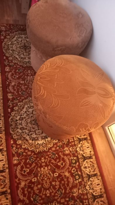 Пуфики  для прихожей