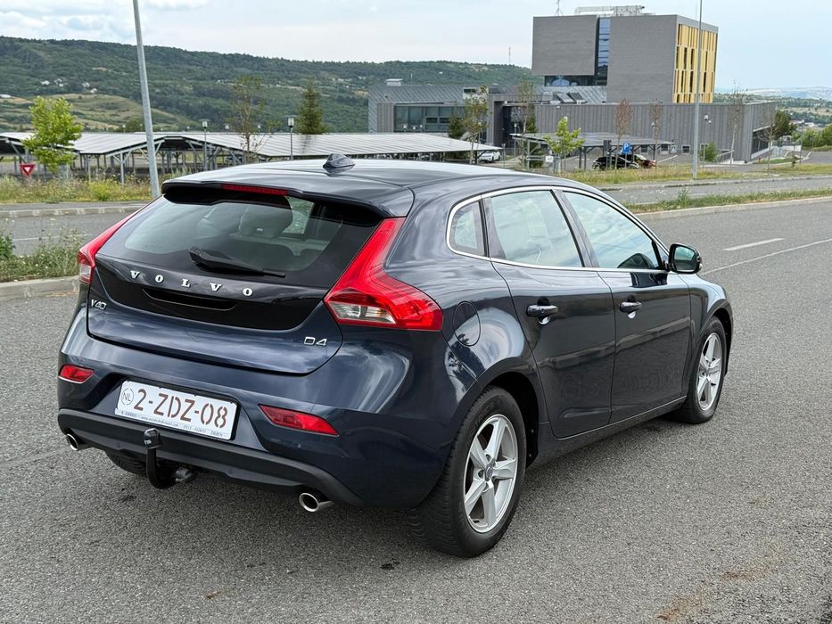 VOLVO V40 2015 — imagine 3