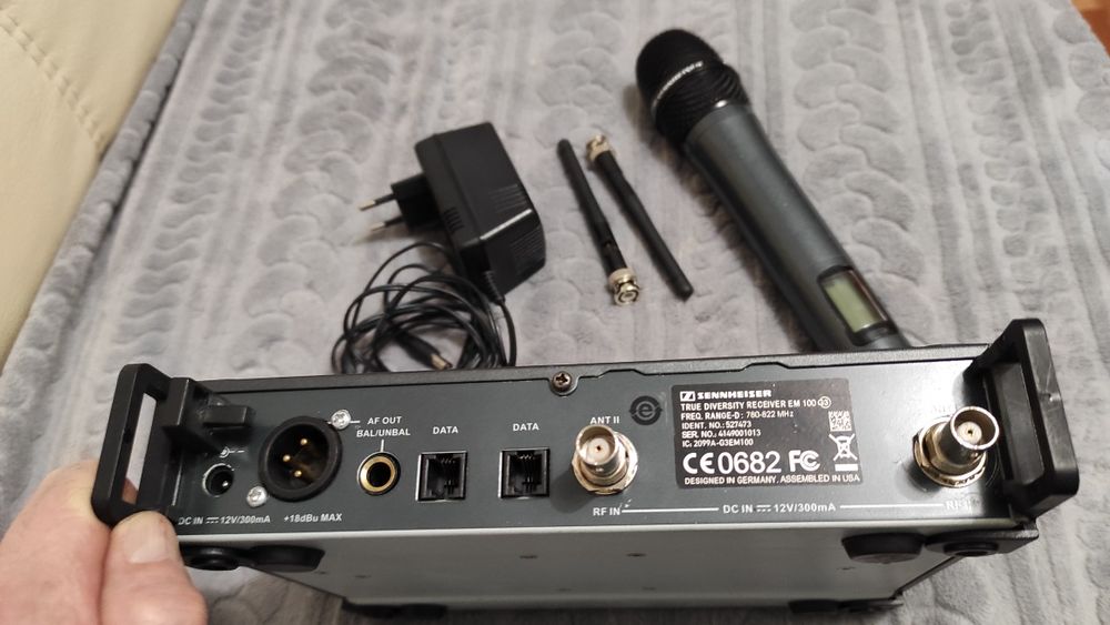 Радиомикрофон Sennheizer EW100G3 835