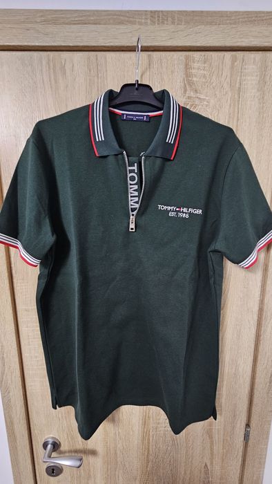 Tricouri de barbati diferite dimensiuni modele si.culori