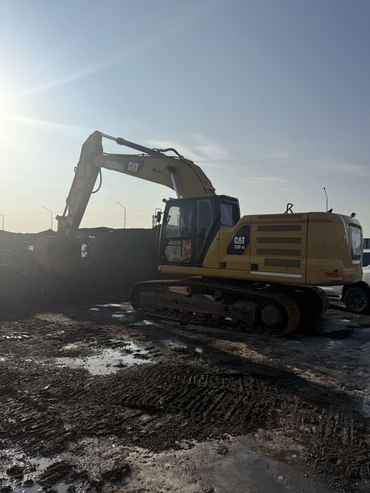 Продам гусеничный экскаватор CAT 330 GC