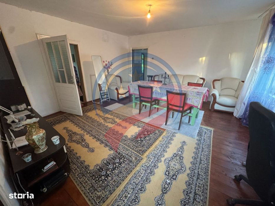 Casă de vânzare în Comuna Orodel – proprietate îngrijită, gata de locu